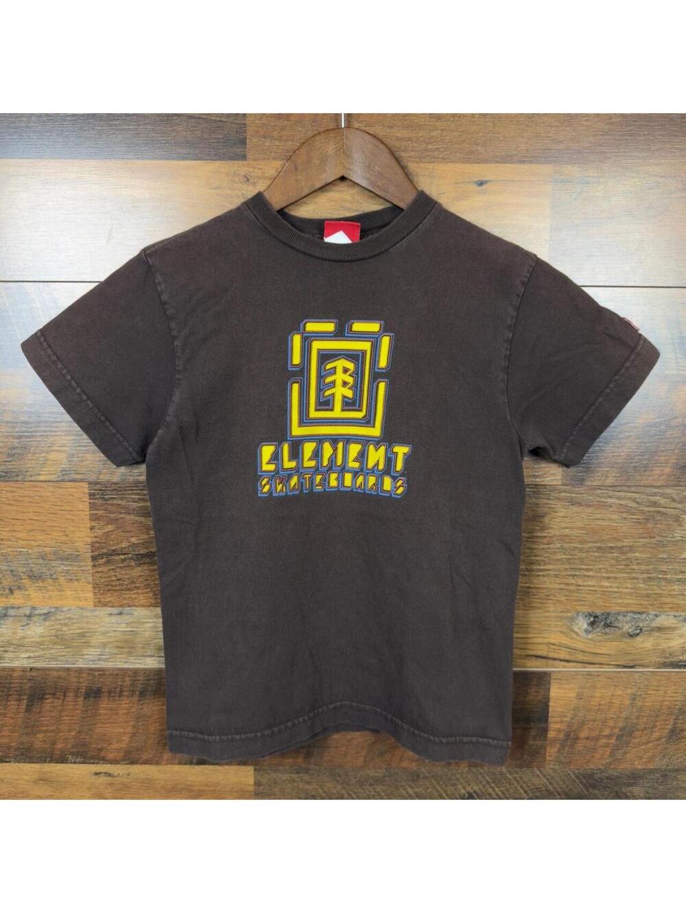 Element Skateboards Youth T Shirt Small Brown Logo Graphic Skate Tee Y2K
